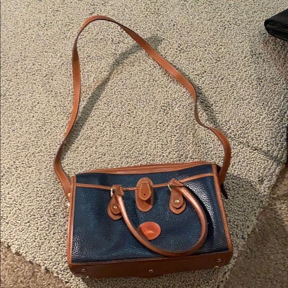 Dooney & Bourke - All Weather Leather - Picture 2 of 5